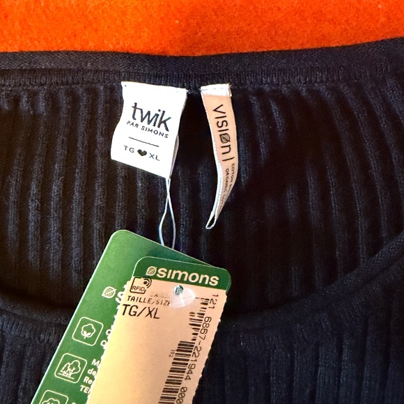 Black basic minimalist organic cotton blend ribbed long sleeve sweater NWT - Picture 8 of 8